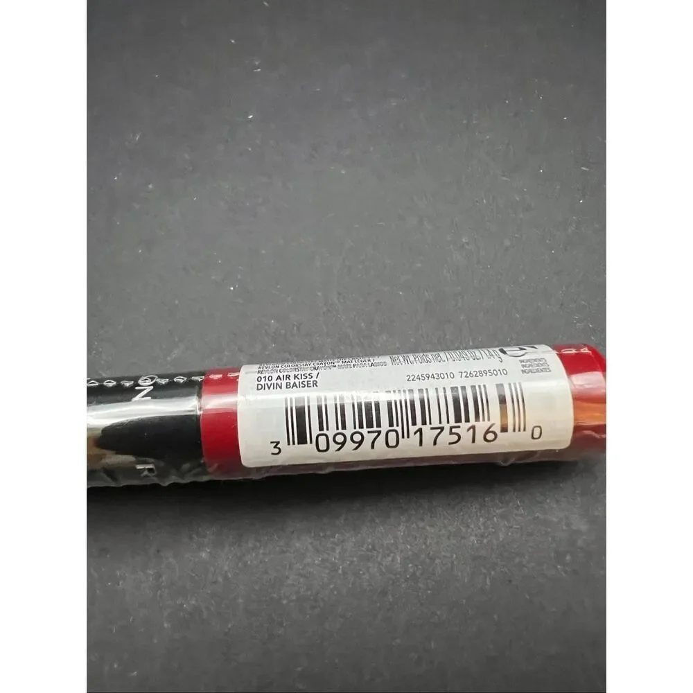 New Sealed Revlon Colorstay Matte Lite Crayon 010 Air Kiss
